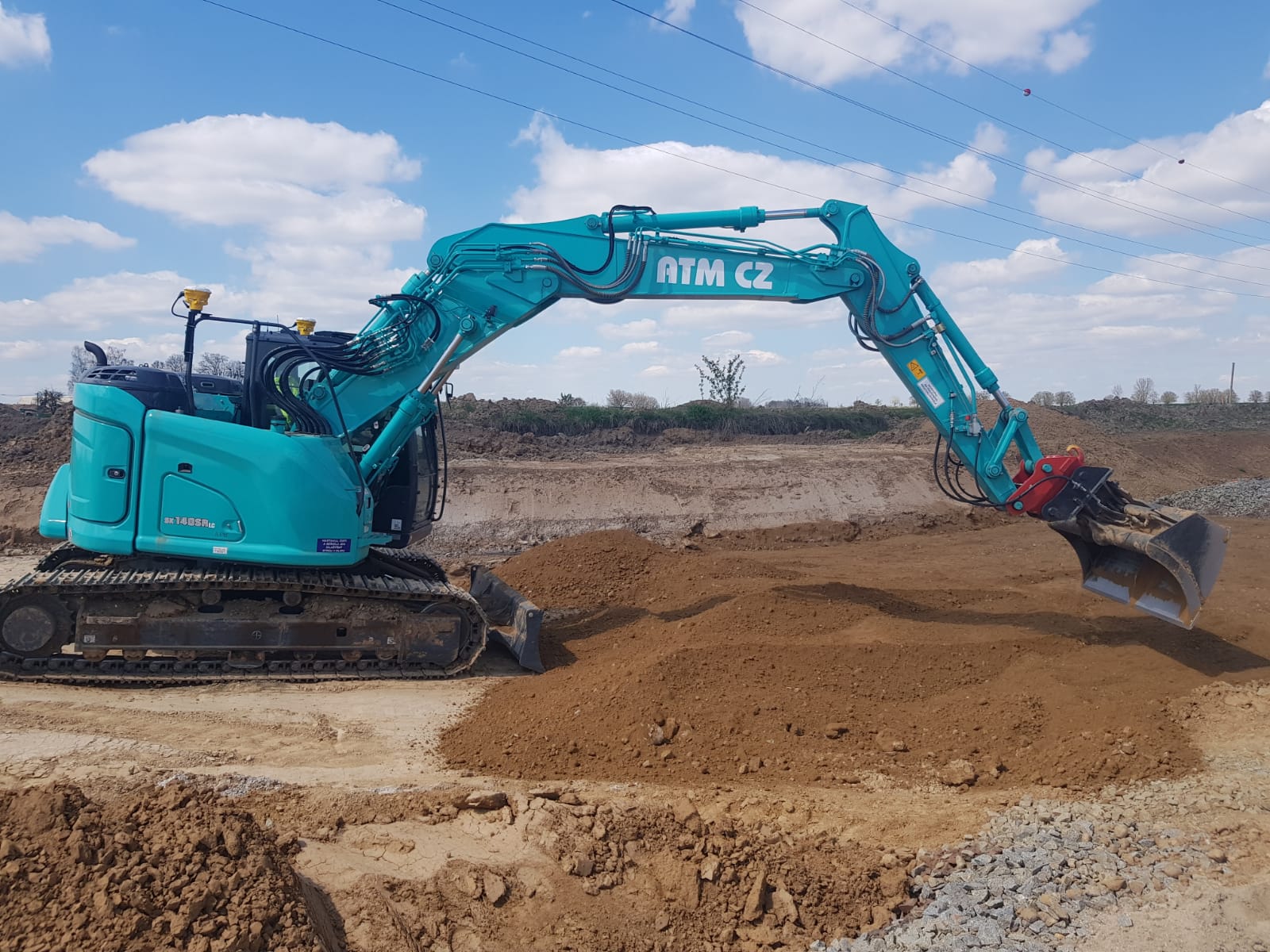 Rypadlo KOBELCO SK140SR1c (19t)